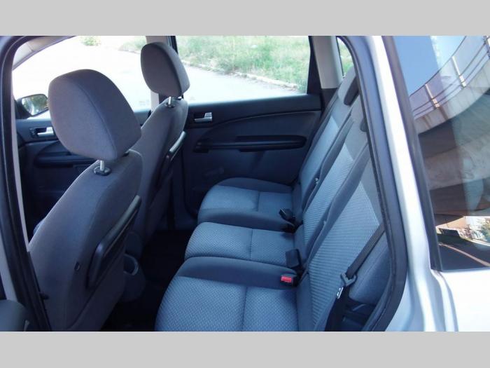 ford c max 1 8i besplatni mali oglasi