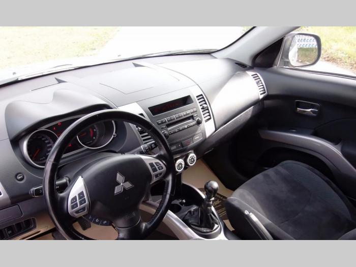 mitsubishi outlander 2 0 besplatni mali oglasi