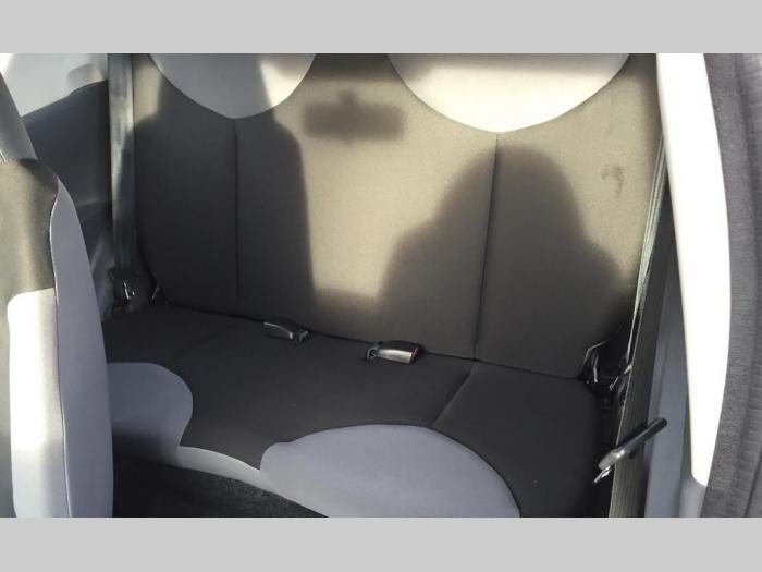 citroen c1 1 0 besplatni mali oglasi