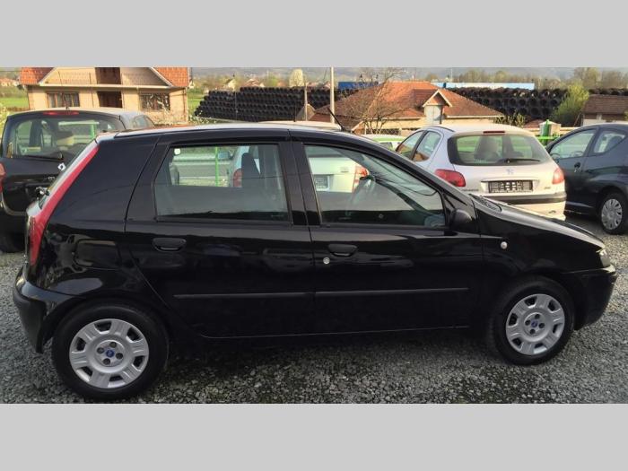 fiat punto 1 2 besplatni mali oglasi