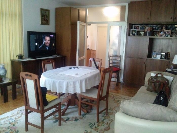 julino brdo, 64m2, 2 0, 9 15, održavan, adaptibilan u 2 5 besplatni mali oglasi
