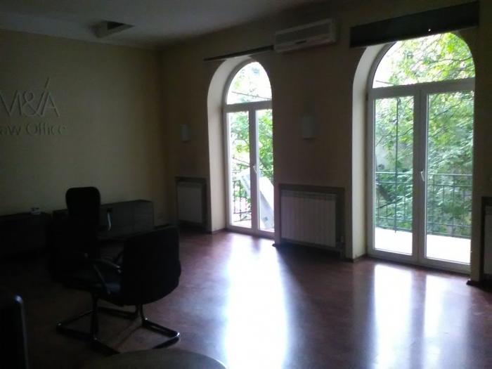 stari grad, palmotićeva,135m2,4 0, 2 4 besplatni mali oglasi