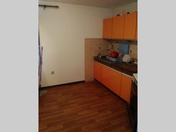 skojevsko naselje, 57m2, 2 5, 1 1, uknjižen besplatni mali oglasi