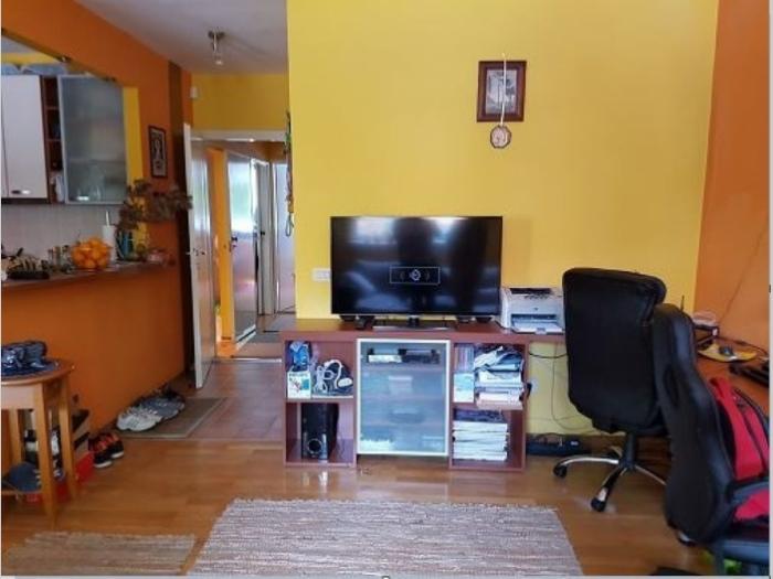 cerak, 2 5, vpr, 70m2, garaža, parking mesto, dvorište, renoviran besplatni mali oglasi