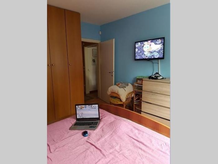 cerak, 2 5, vpr, 70m2, garaža, parking mesto, dvorište, renoviran besplatni mali oglasi