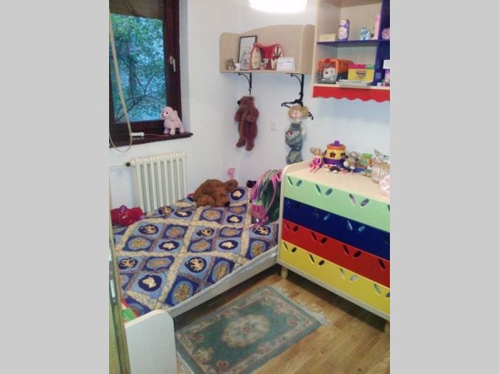 cerak, jablanička, 61m2 17m2, 2 5, pr 6, renoviran besplatni mali oglasi