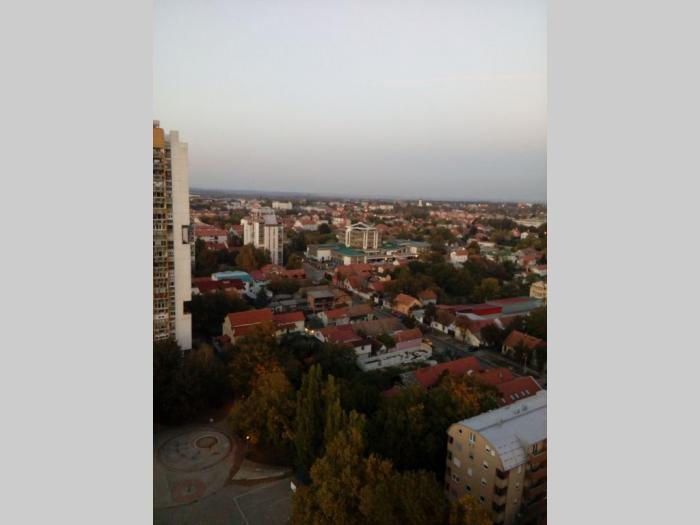 zemun, banijska, 2 5, 57m2, uknjižen, renoviran, lift, lođa besplatni mali oglasi