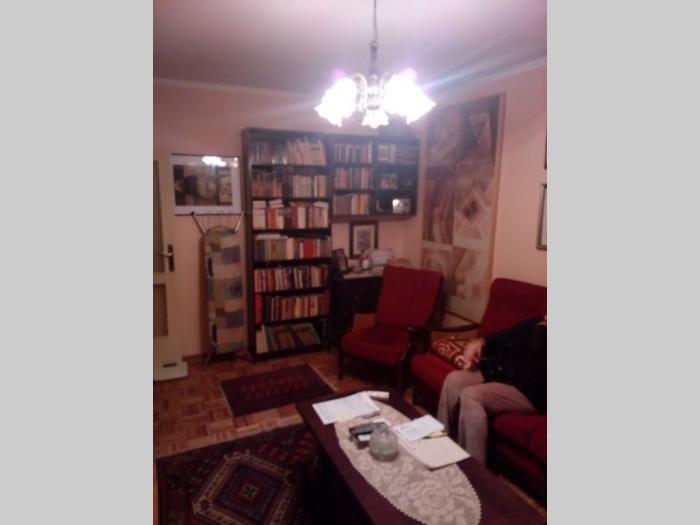 zemun, banijska, 2 5, 57m2, uknjižen, renoviran, lift, lođa besplatni mali oglasi