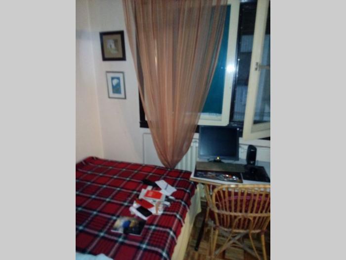 zemun, banijska, 2 5, 57m2, uknjižen, renoviran, lift, lođa besplatni mali oglasi