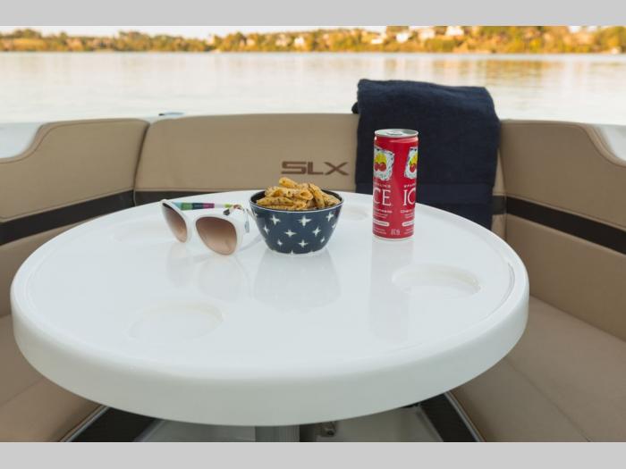 sea ray sea ray slx 250 besplatni mali oglasi