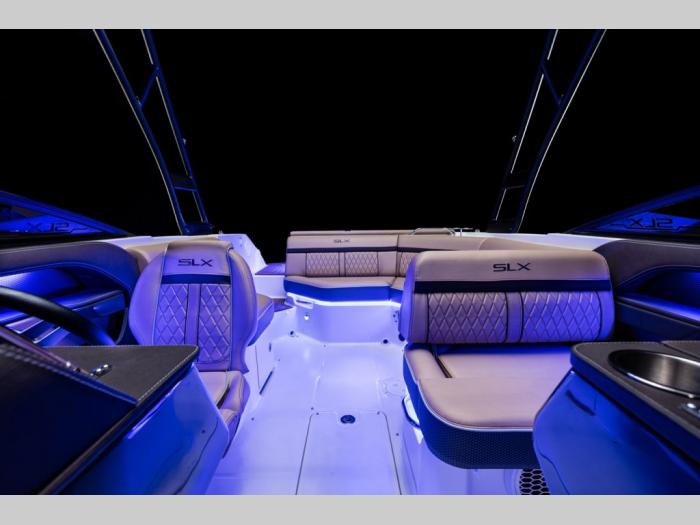 sea ray sea ray slx 230 besplatni mali oglasi