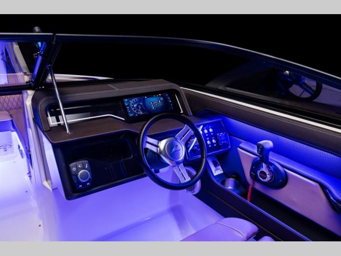 sea ray sea ray slx 230 besplatni mali oglasi