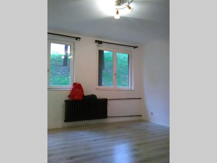 rakovica, kanarevo brdo, ivana mičurina, 1 5, 35 m2 besplatni mali oglasi