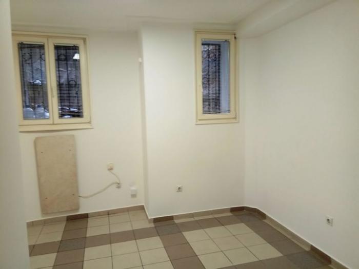 vlajkovićeva, 3 0, 62m2, pogodno za poslovni prostor besplatni mali oglasi