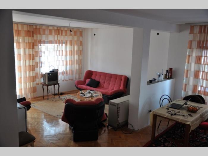 dobra četvorosobna kuća u višnjici, 123m2 sa garažom besplatni mali oglasi