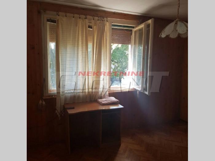 karaburma, pere ćetkovića, 63m2, 2 0 besplatni mali oglasi