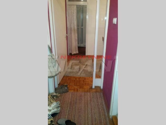 labudovo brdo, sretena mladenovića mike, 66m2, 2 5 besplatni mali oglasi