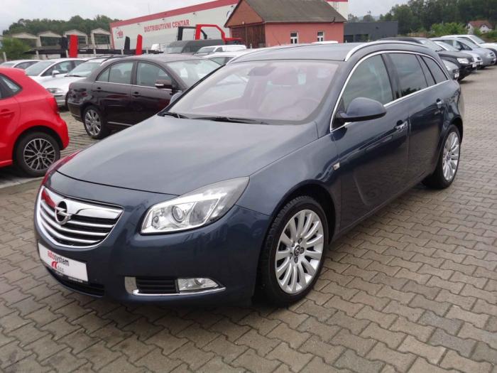 opel insignia 2 0 cdti akcija poklon veliki servis besplatni mali oglasi