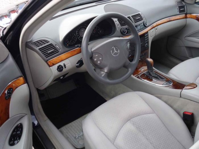 mercedes benz e 220 cdi besplatni mali oglasi