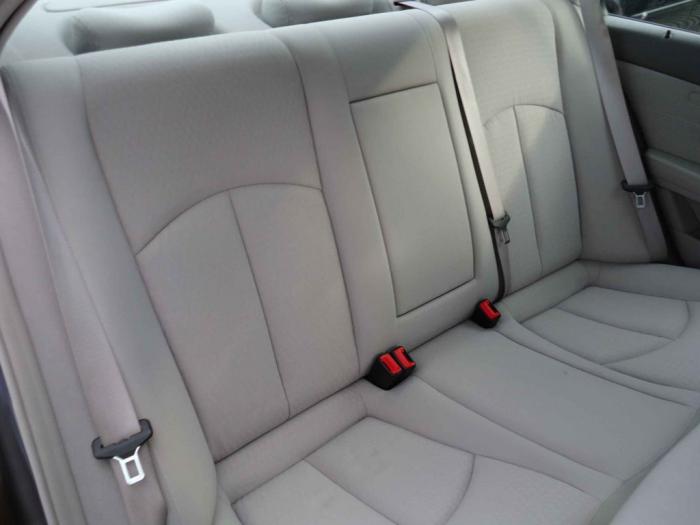 mercedes benz e 220 cdi besplatni mali oglasi