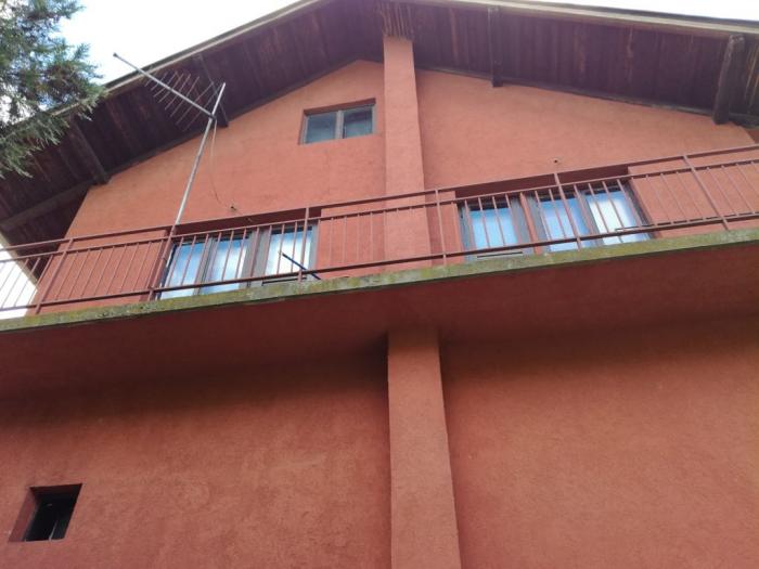 veliki mokri lug, potočka, kuća 220m2 besplatni mali oglasi