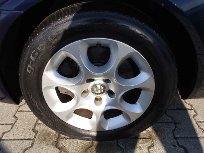 alfa romeo 159 1 9mjt besplatni mali oglasi