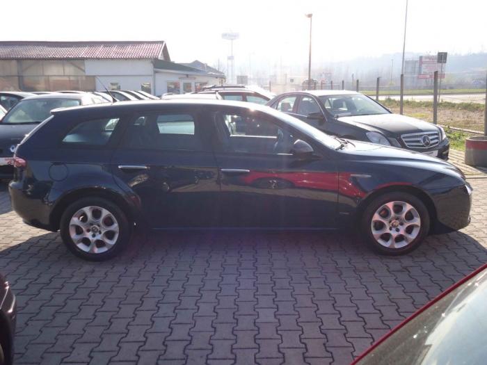 alfa romeo 159 1 9mjt besplatni mali oglasi