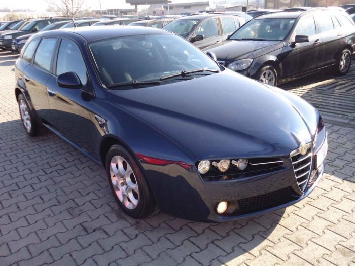 alfa romeo 159 1 9mjt besplatni mali oglasi