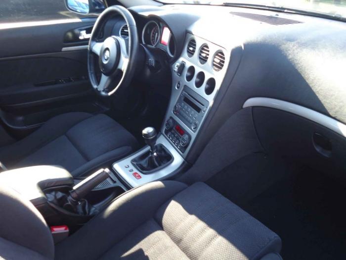alfa romeo 159 1 9mjt besplatni mali oglasi