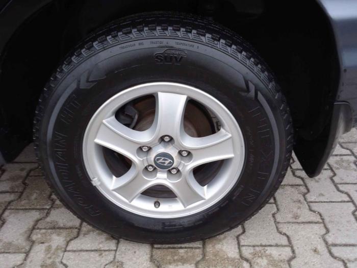 hyundai santa fe 2 0 crdi besplatni mali oglasi