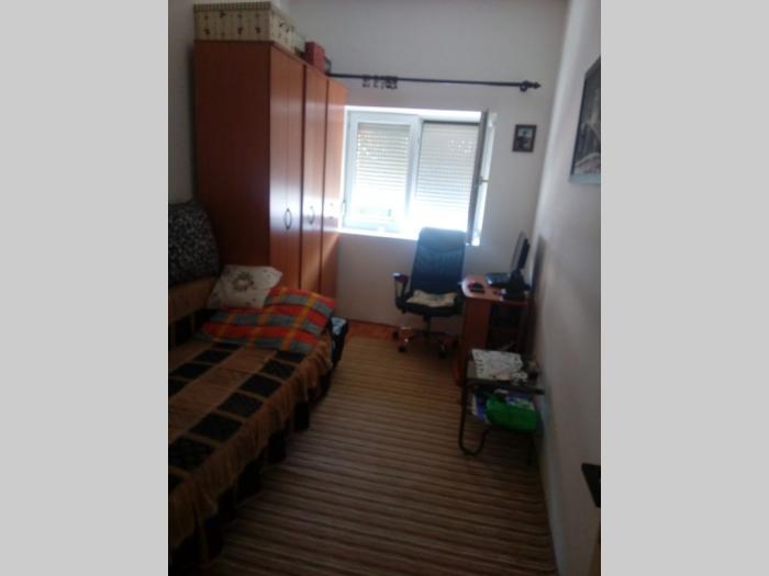 zemun,tošin bunar,stan u zajedničkom dvorištu, 2 5, ta ,renoviran , uknjižen besplatni mali oglasi
