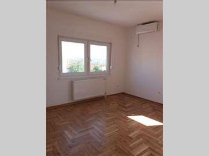 zvezdara, kluz, 2 0, 49m2 besplatni mali oglasi