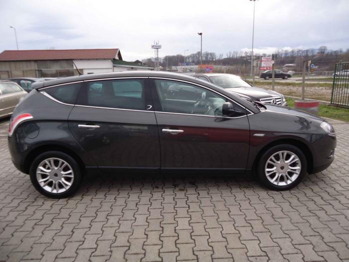 lancia delta 1 6 mjt besplatni mali oglasi