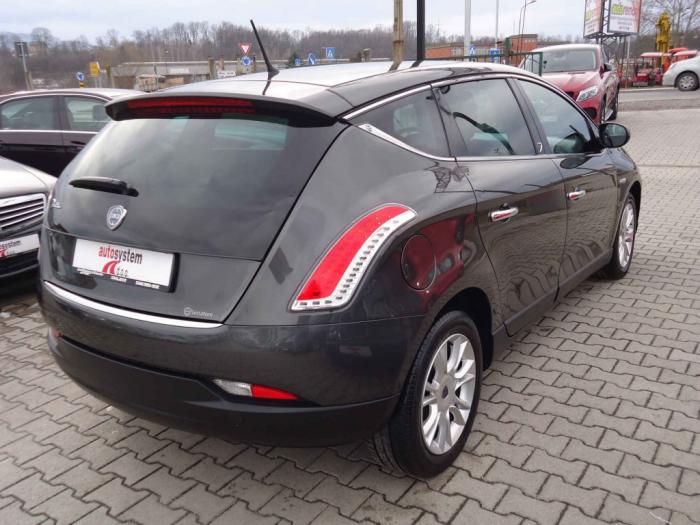 lancia delta 1 6 mjt besplatni mali oglasi