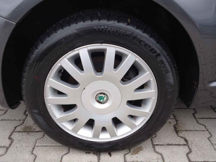 škoda superb 1 9tdi besplatni mali oglasi