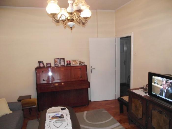 93m2, voždovac besplatni mali oglasi