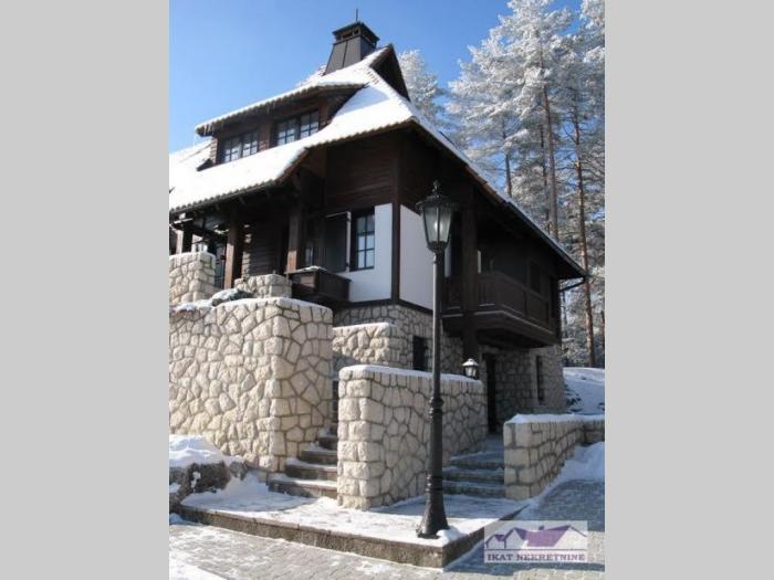 zlatibor, kraljevi konaci 292m2 besplatni mali oglasi