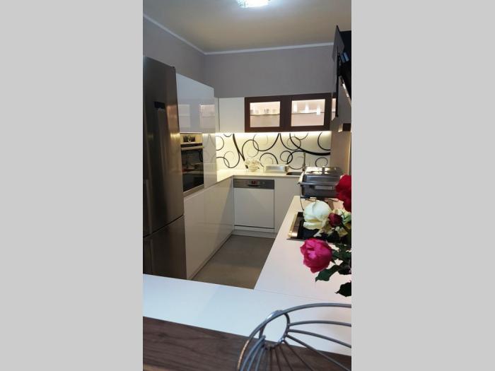 3 0, 87m2, saborna crkva, lux besplatni mali oglasi