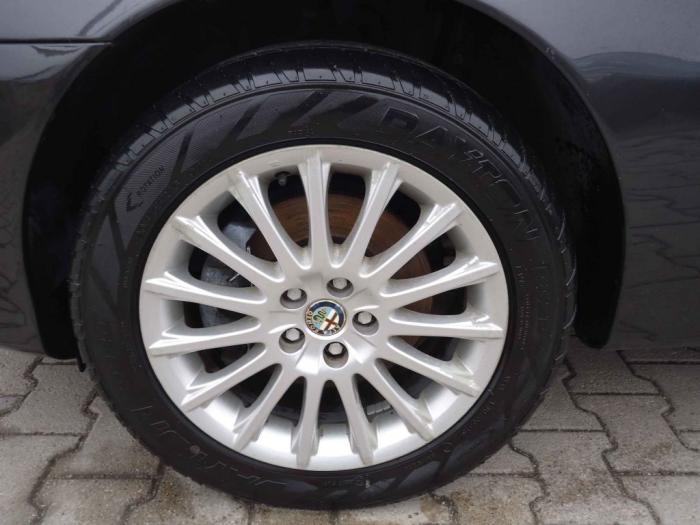 alfa romeo 147 1 9jtd besplatni mali oglasi