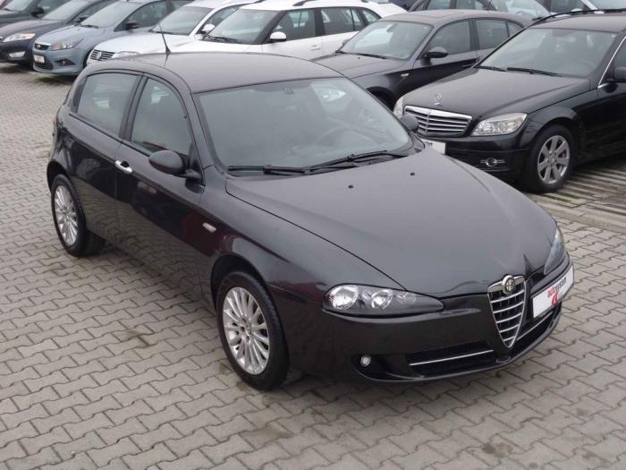 alfa romeo 147 1 9jtd besplatni mali oglasi