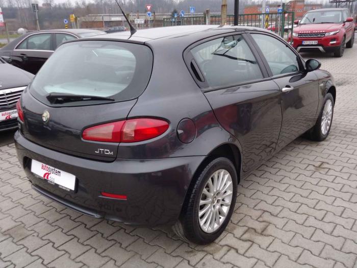 alfa romeo 147 1 9jtd besplatni mali oglasi