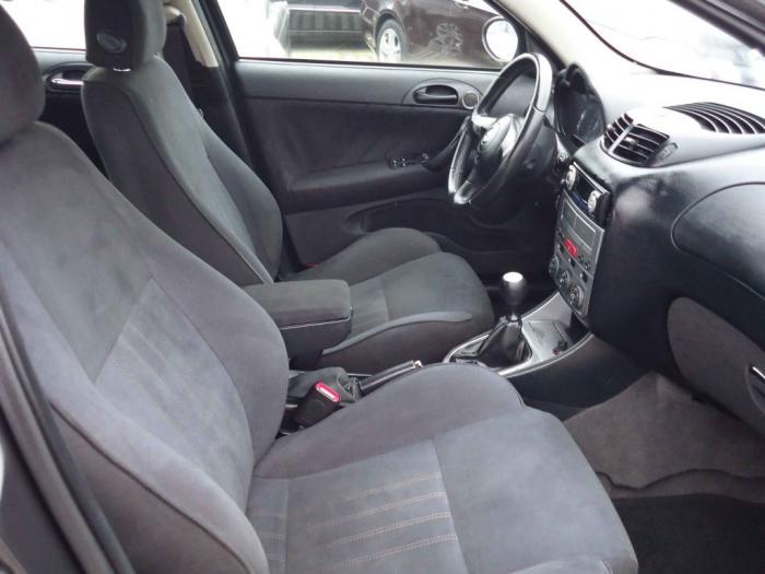 alfa romeo 147 1 9jtd besplatni mali oglasi