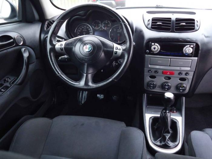 alfa romeo 147 1 9jtd besplatni mali oglasi