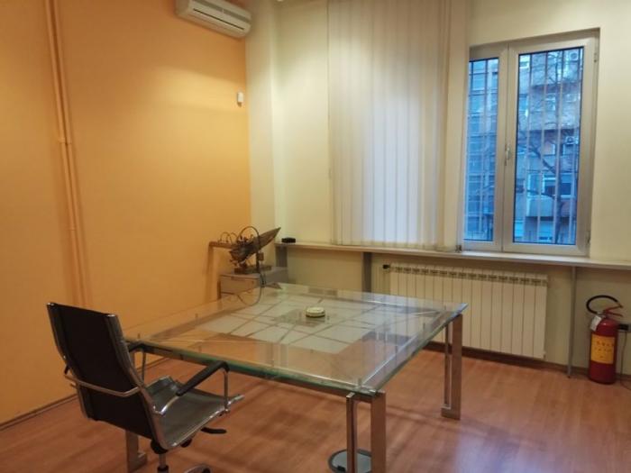 220m2, poslovni prostor, kancelarije, maršala birjuzova besplatni mali oglasi