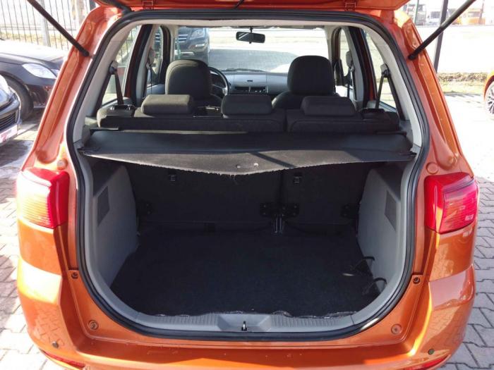 mazda 2 1 2 besplatni mali oglasi