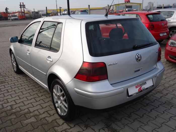 volkswagen golf 4 1 6 besplatni mali oglasi