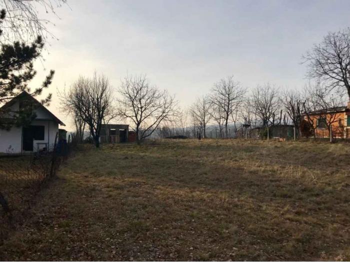 lep plac na fruškoj gori, krušedol 16 ari besplatni mali oglasi