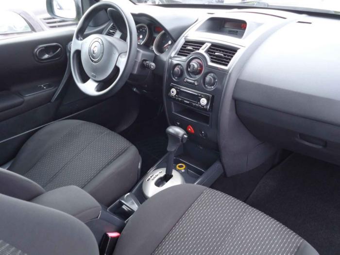 renault megane 1 6 besplatni mali oglasi