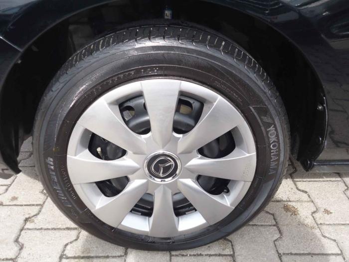 mazda 2 1 3 besplatni mali oglasi