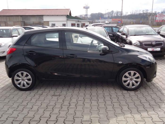 mazda 2 1 3 besplatni mali oglasi